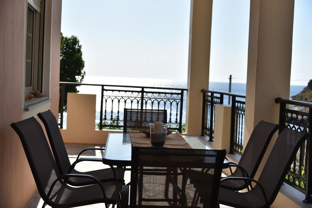 Irene'S Beach Front House Vromopousi Dış mekan fotoğraf