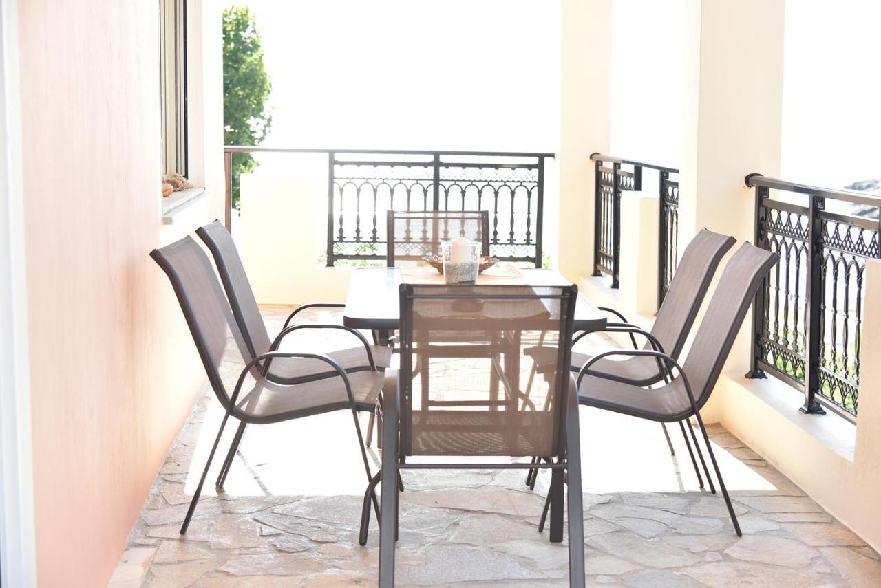 Irene'S Beach Front House Vromopousi Dış mekan fotoğraf